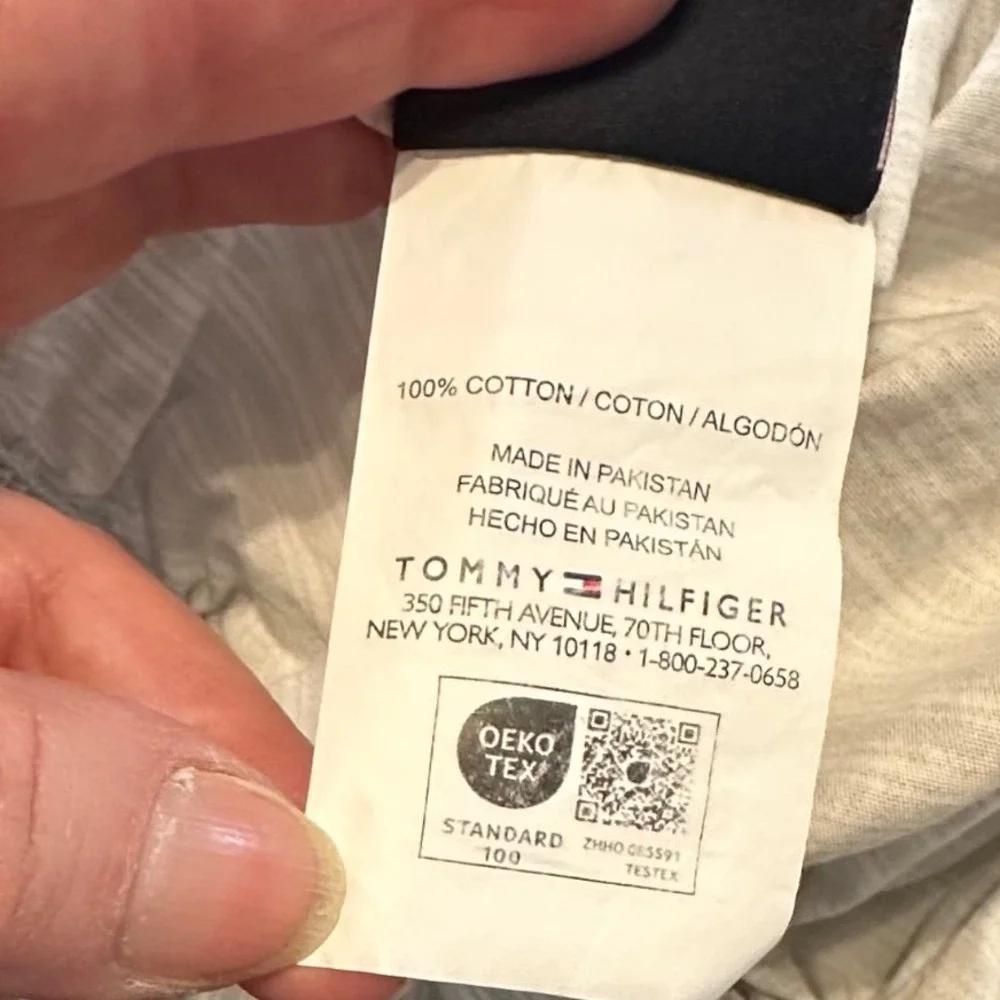 Tommy Hilfiger Twin Sheet Set Gray Stripe Cotton w Pillowcase  - Read‎